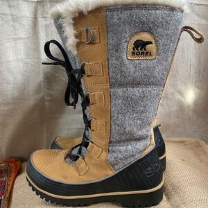 Sorel Snow Boots
